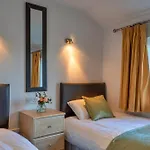 Finest Retreats - Carworgie Cottage